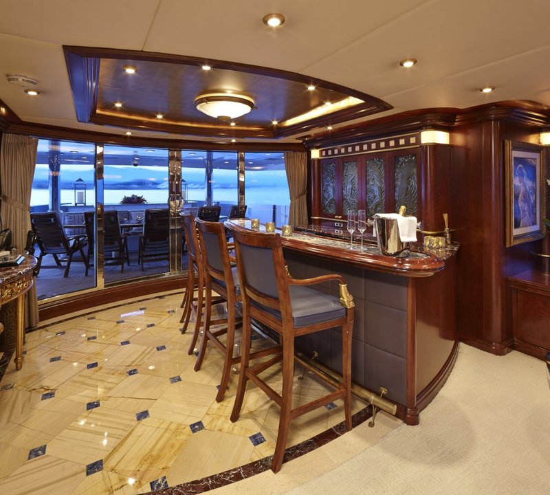 ZOOM ZOOM ZOOM Yacht Charter Details, Trinity | CHARTERWORLD Luxury ...